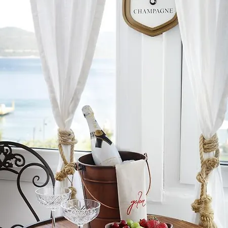 Galen House فندق 3*