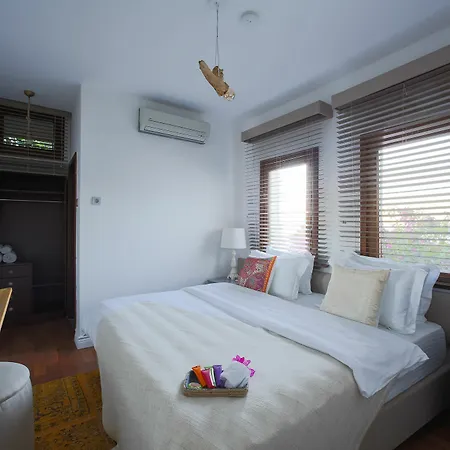 Galen House Szálloda