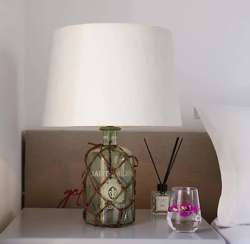 Galen House מלון